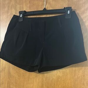 Silky Trouser low-rise Shorts